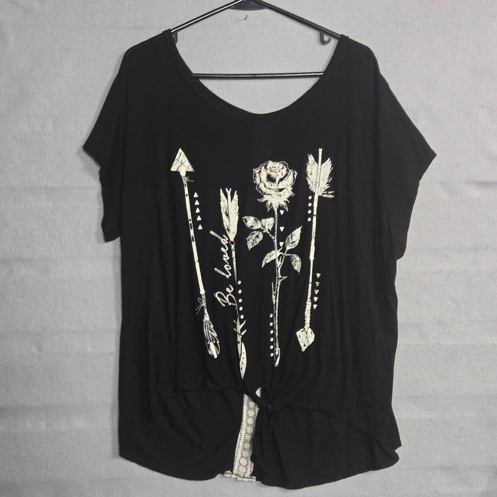 French Pastry Black Graphic Tie Front Top Arrows Rose Lace Back Size 2X